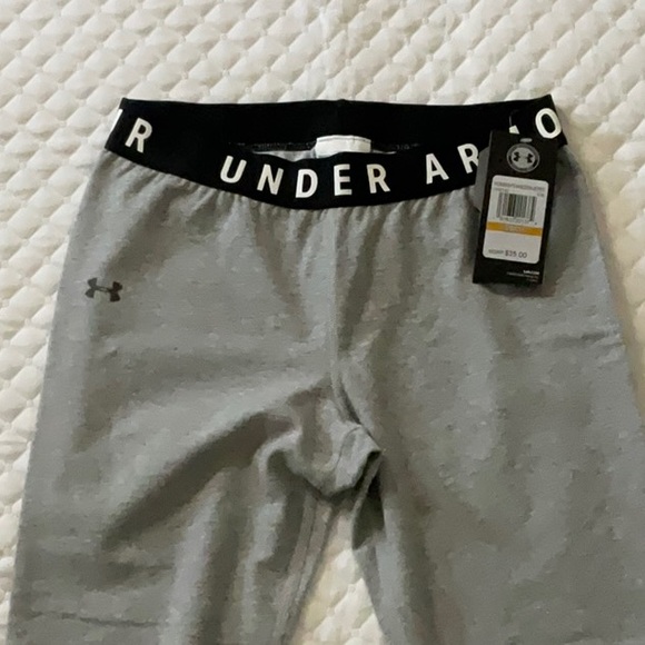 Under Armour workout leggings - Picture 2 of 6